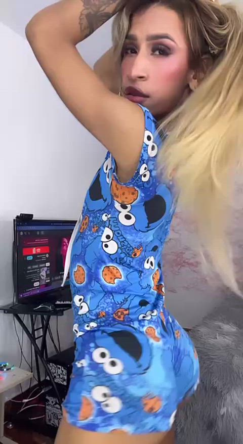 If I ask to eat my ass, would you?