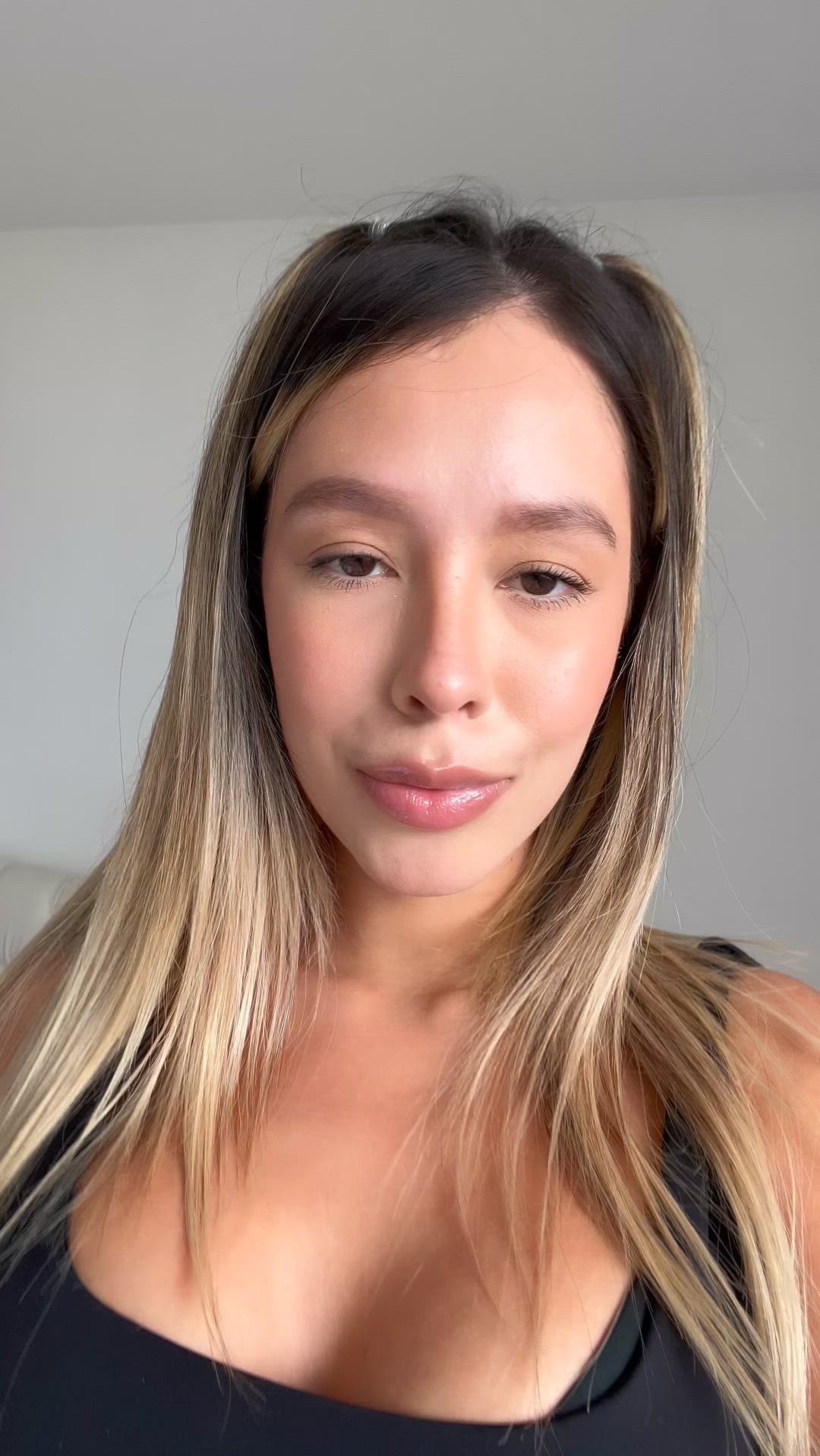 sweet_emili recent video