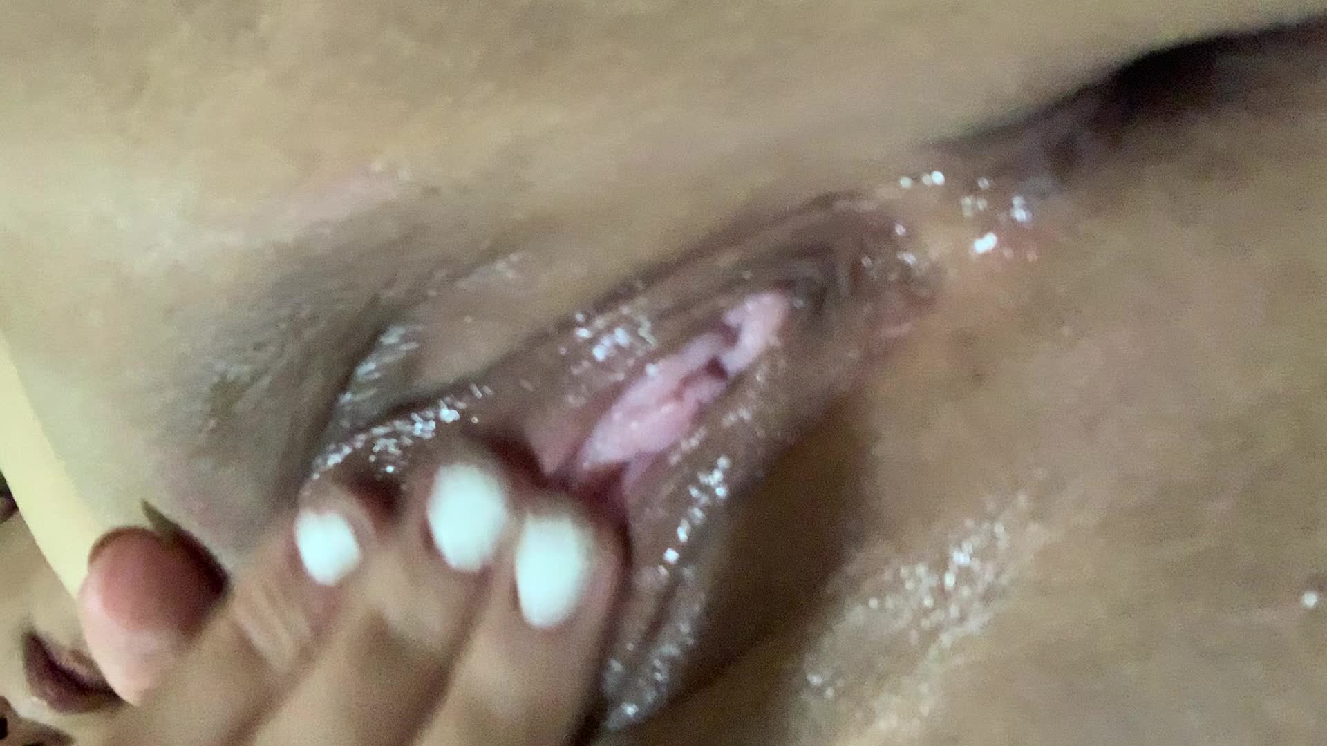 Fuck I haven’t squirted in a while 😩