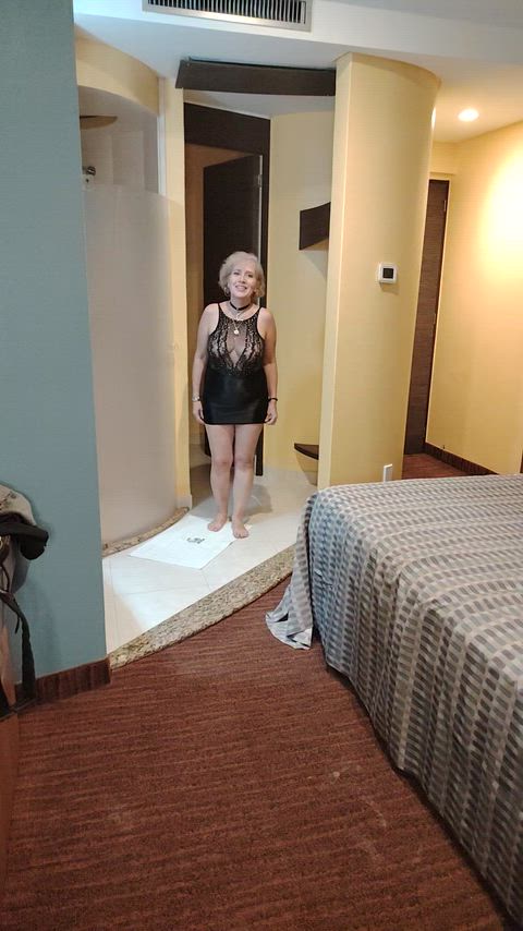 Grandma put that light on