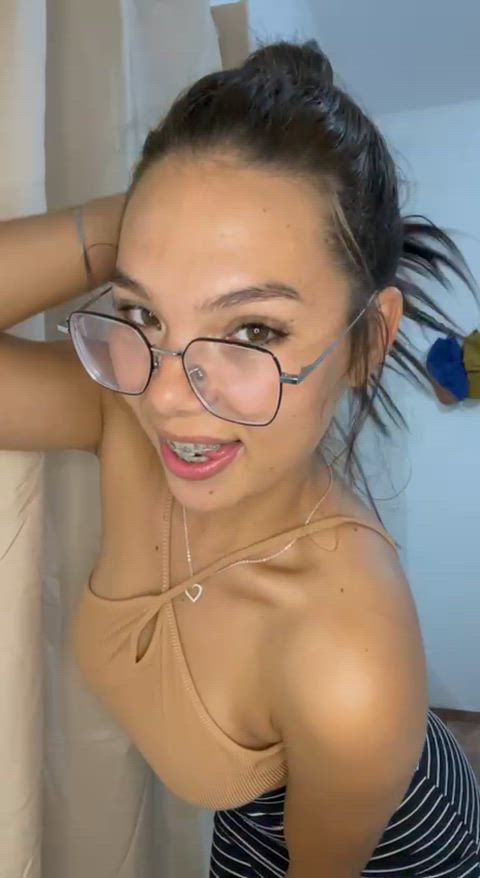 [CONTENT] If any married men notice me…I'll keep it between us