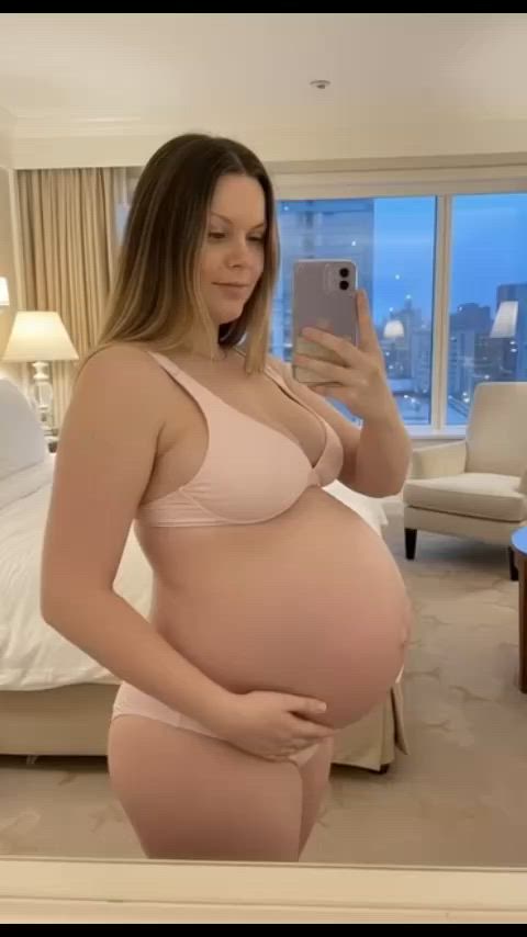 Does anyone want a pregnant gfe 🥺