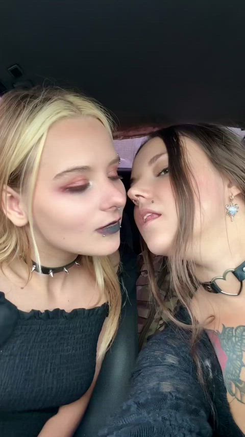 I came to my baby to feel all the sweetness of her lips