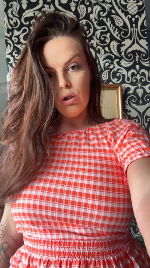 Us older ladies still love making naughty vids [F40]