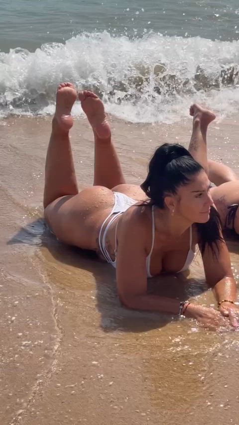 Nice milfs
