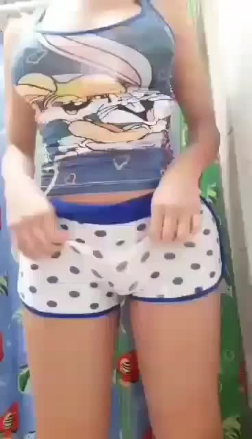 hot shemale piss