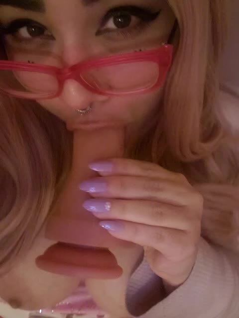 Let's have some vanilla or fun all day. . 10 minute eo heavy only $30! Hear me moan, beg, say your name or tell you just how to stroke your cock. 💕