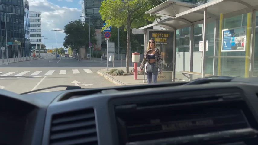 Good old-fashioned car fuck