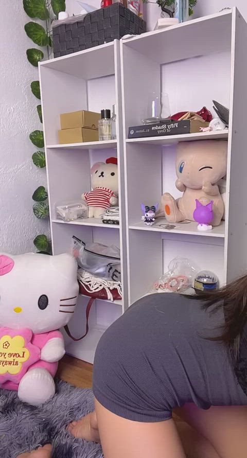 petite body + cute little boobies = fuckable