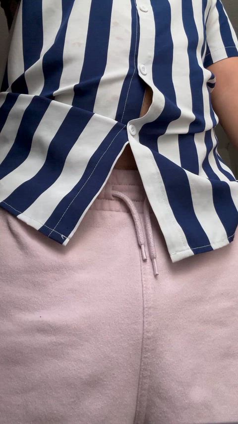 who wants some eggs 🥚🥚