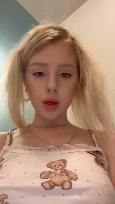 scene girls are more horny by nature so I gotta visit your face