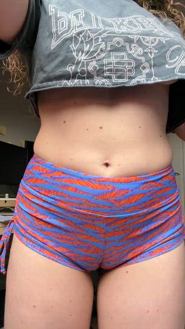 the view you asked for…tight shorts ;)