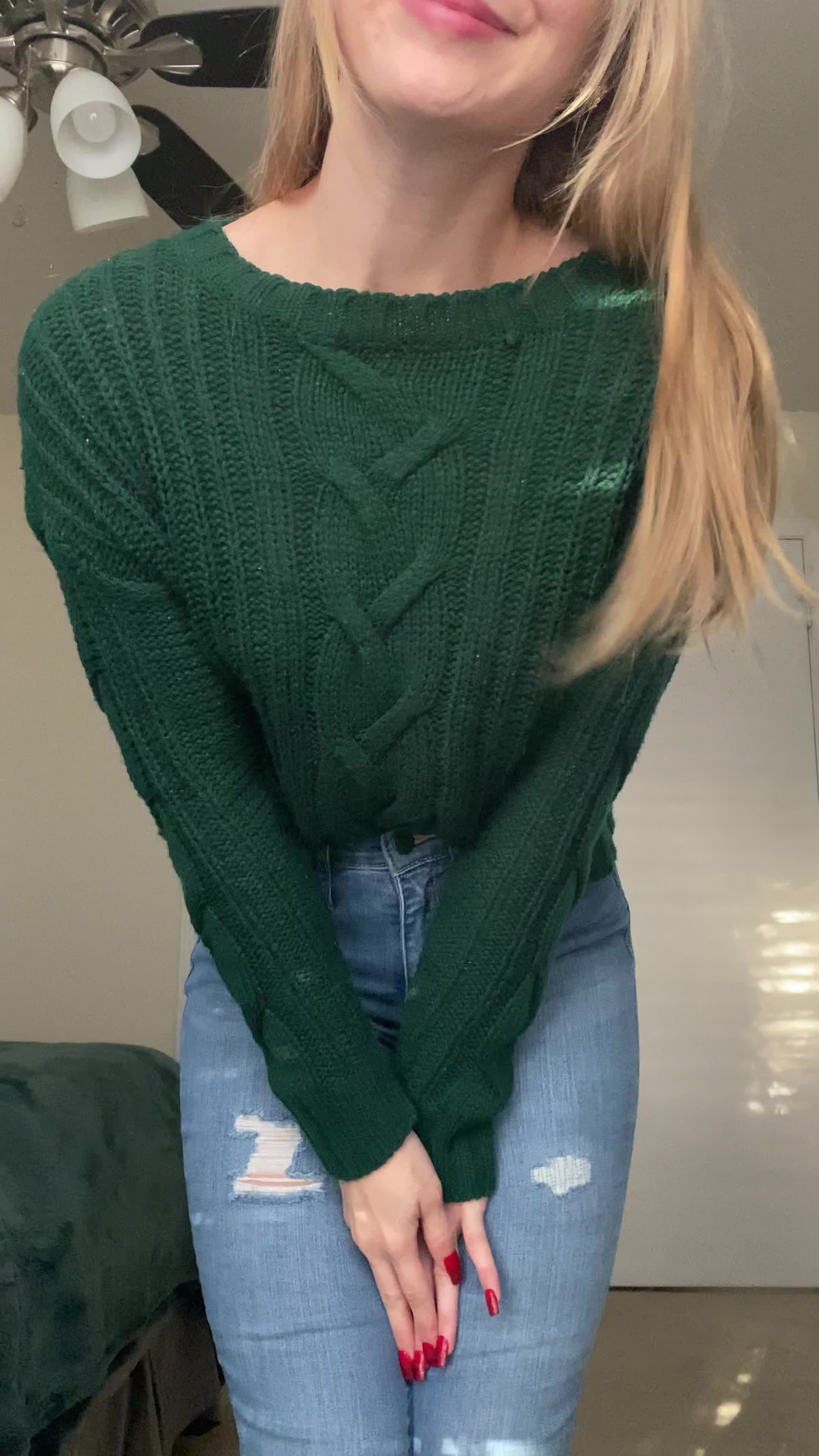 My cute lil booty needs to be freed from my winter clothes!!