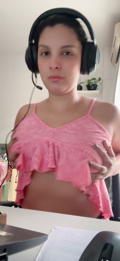 Lets play your favorite video game and after fuck ;)