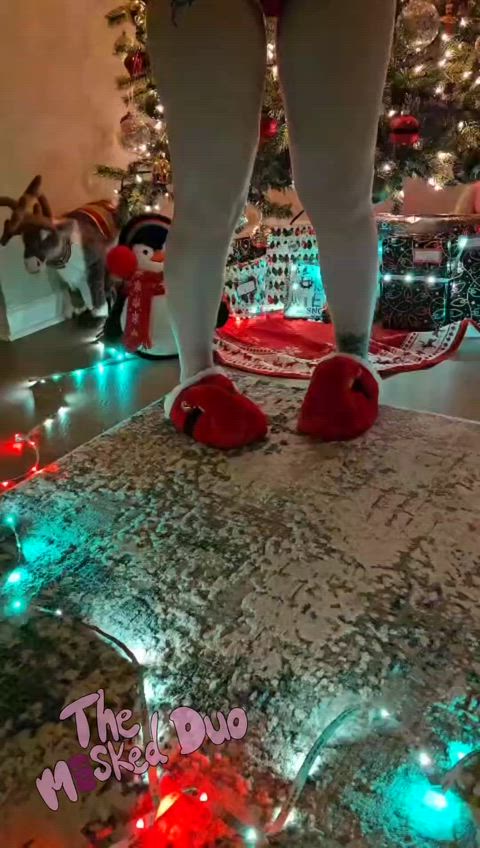 Giant elf girl comes to taunt you in your dreams