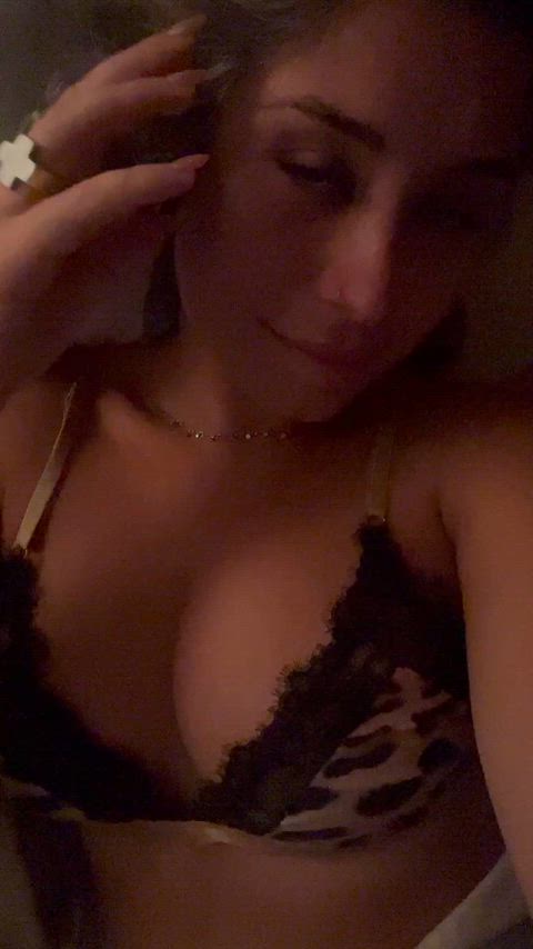 Looking for a guy who can go wild and handle me right