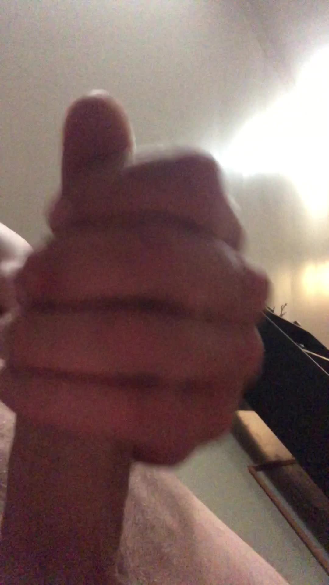 Who’s cum hungry? Hum for kik