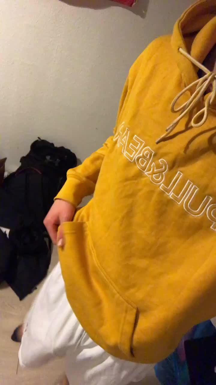 Casually hanging around - m 23 straight