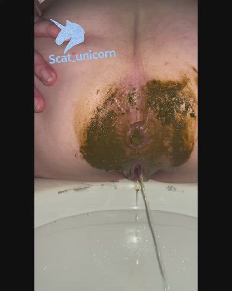 Super closeups of my holiday poos 💩