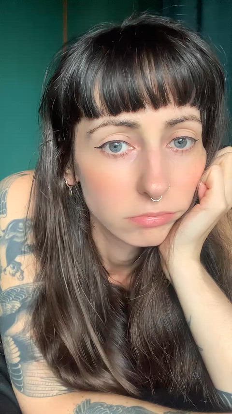 It’s bad luck to keep a tall girl waiting… [f]