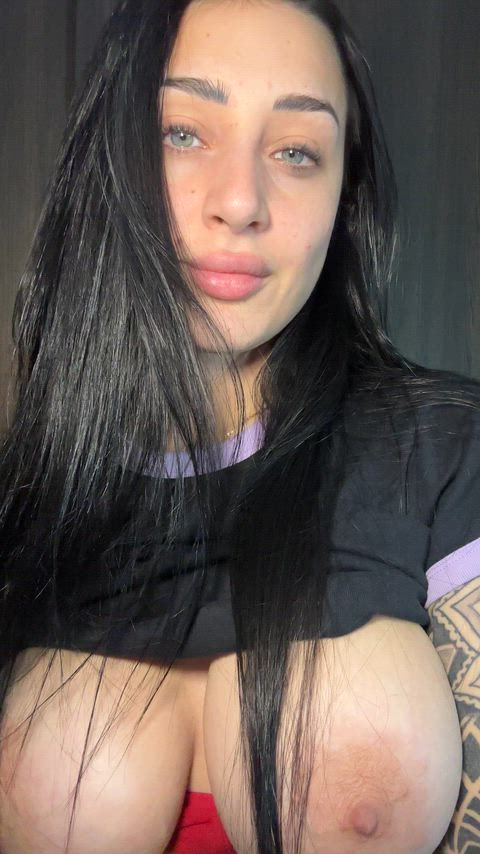 These Latina curves will drive you crazy