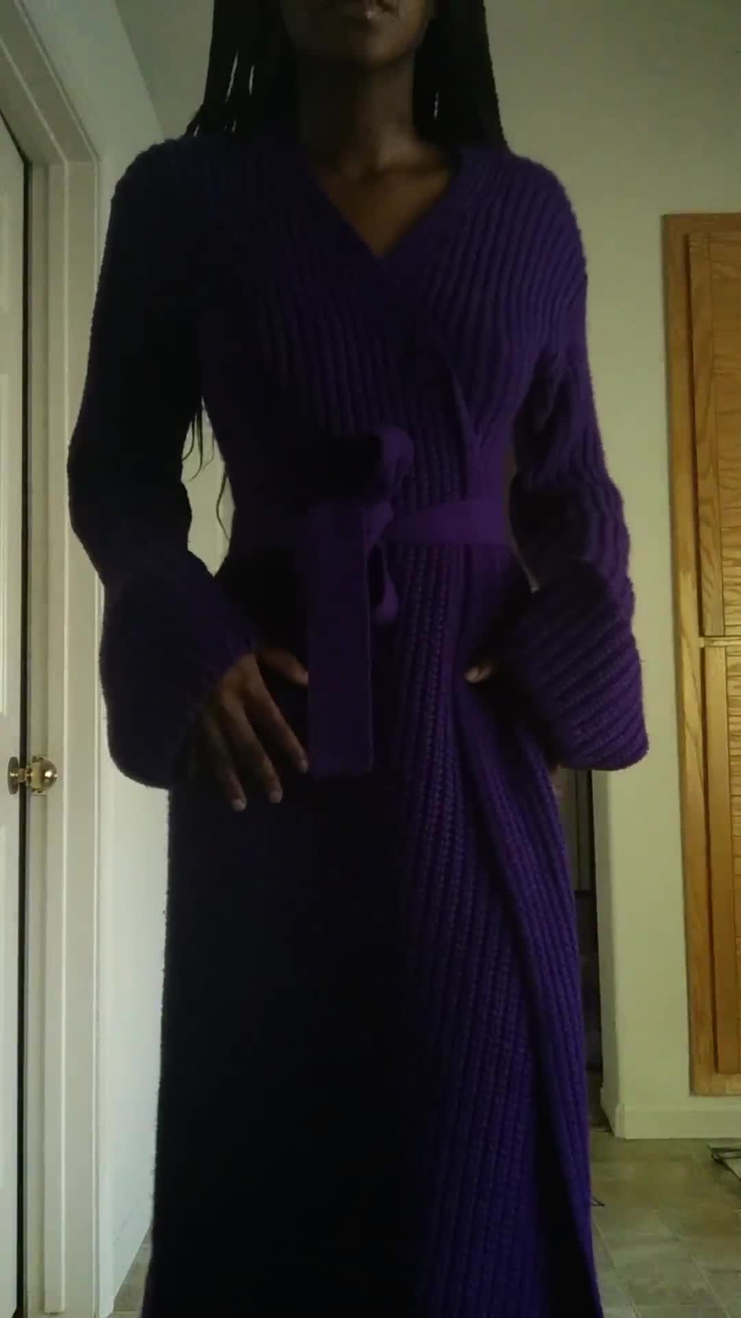 [F19] Would you fuck me after seeing what's under my robe?