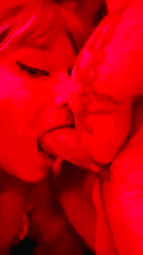 me deepthroating his hugeee 12 inch cock 😚🍆💦👅💓💓💓💓💓