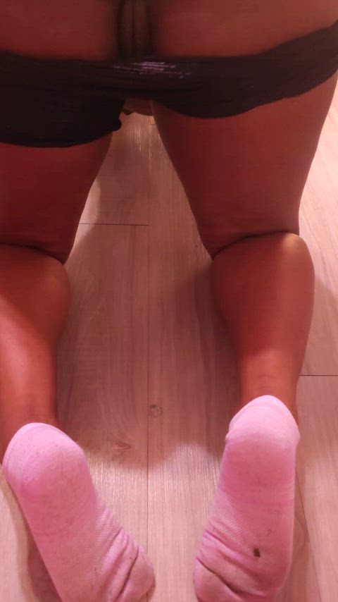 Cute lil brown baddie