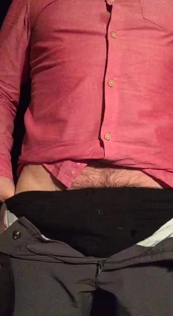does not fit in pants can you carry it in your mouth?