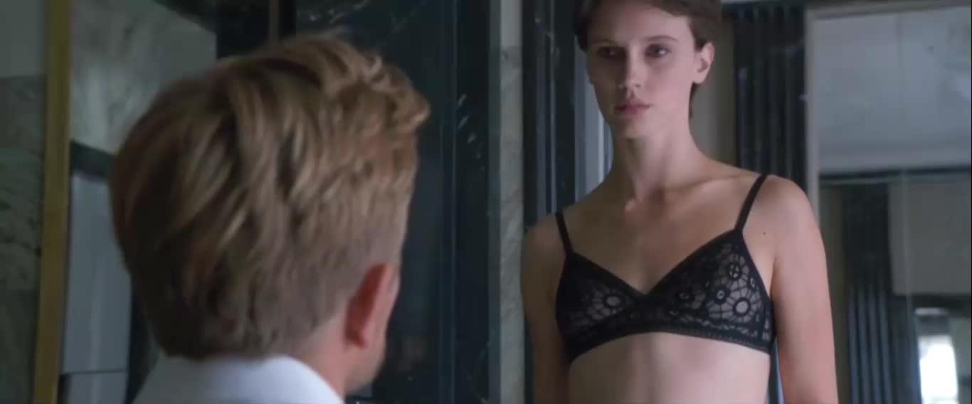 Marine Vacth - Double Lover