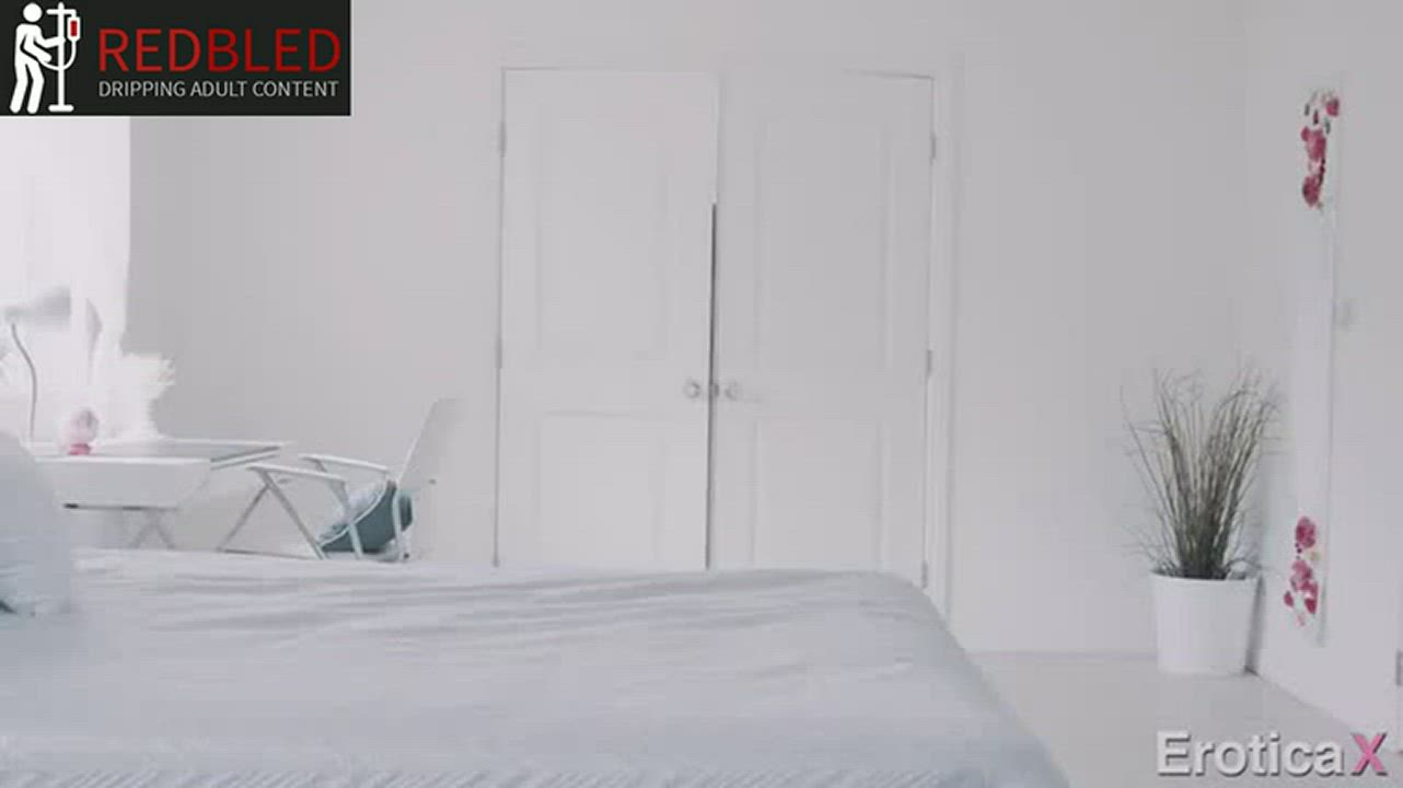Hardcore Kissing Sensual Porn GIF by redbledcom