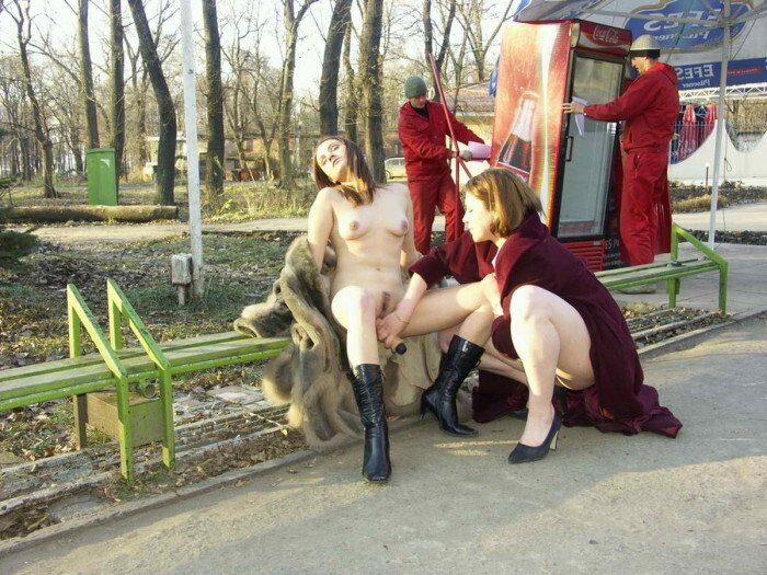 Amateur dildo exhibitionism exhibitionist