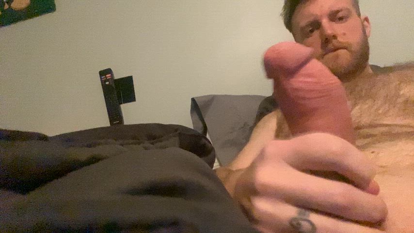 Who can play with this all day for me?