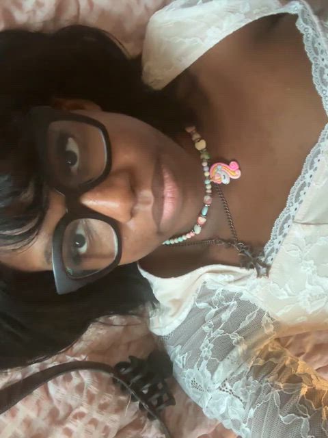 black people think it's weird that i like white guys. do you think it's weird that i wanna be bleached >~<