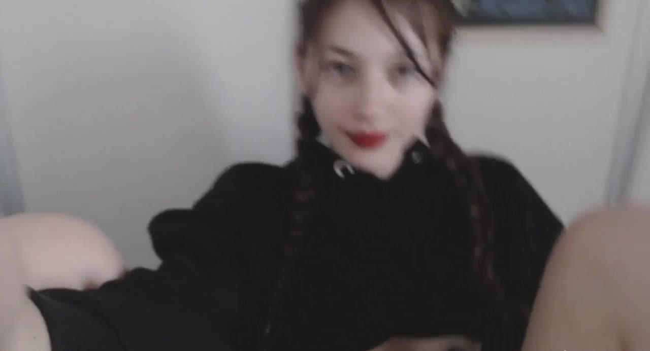 Showing Gorgeous Pussy