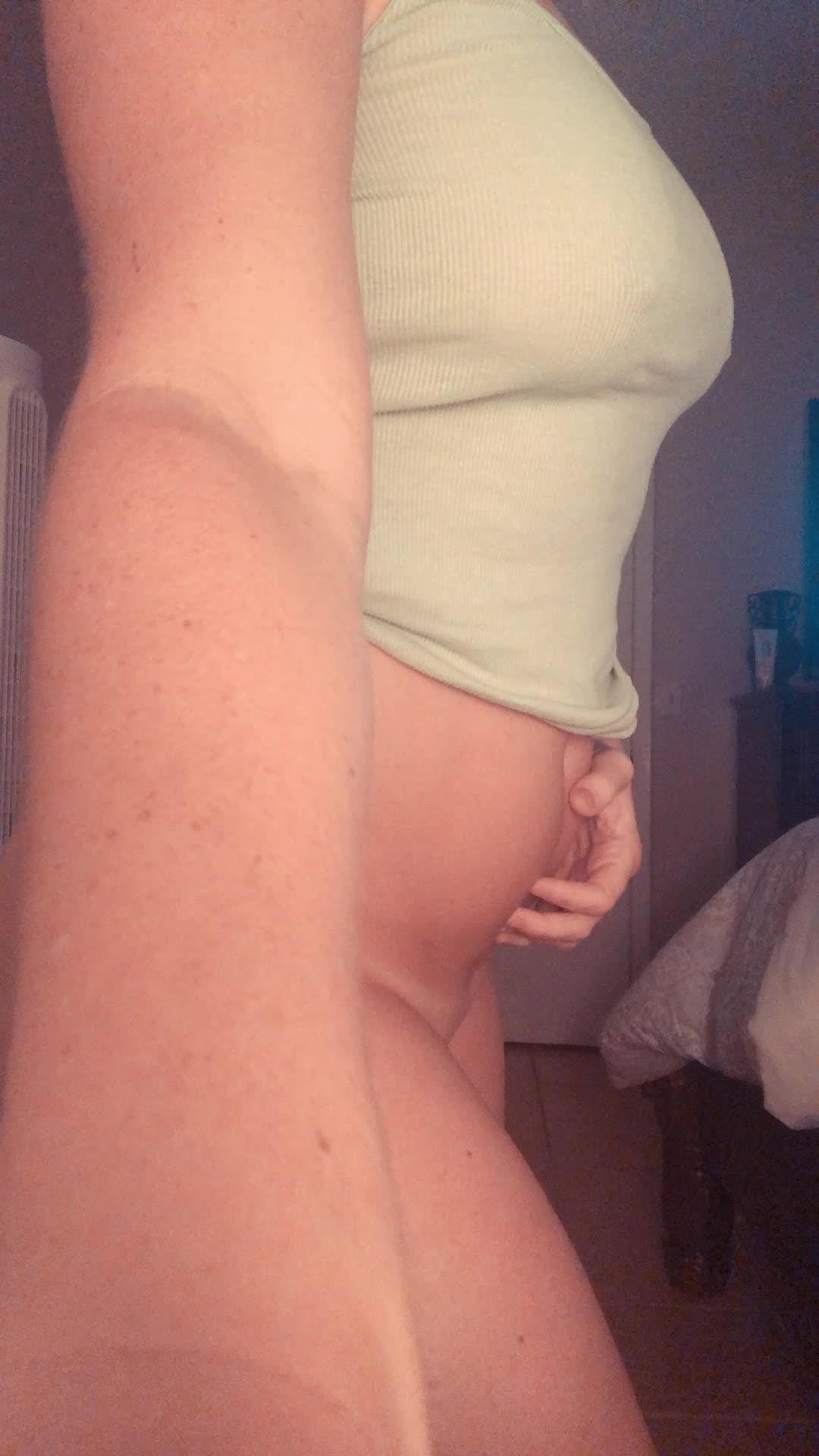 Husband went out and I’m all alone, so of course I post to reddit 😉