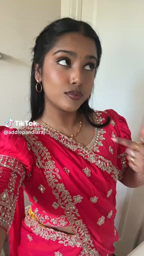 Dark Skin Tamil Hottie