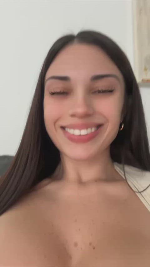 I wish an older man would suck my nipples...