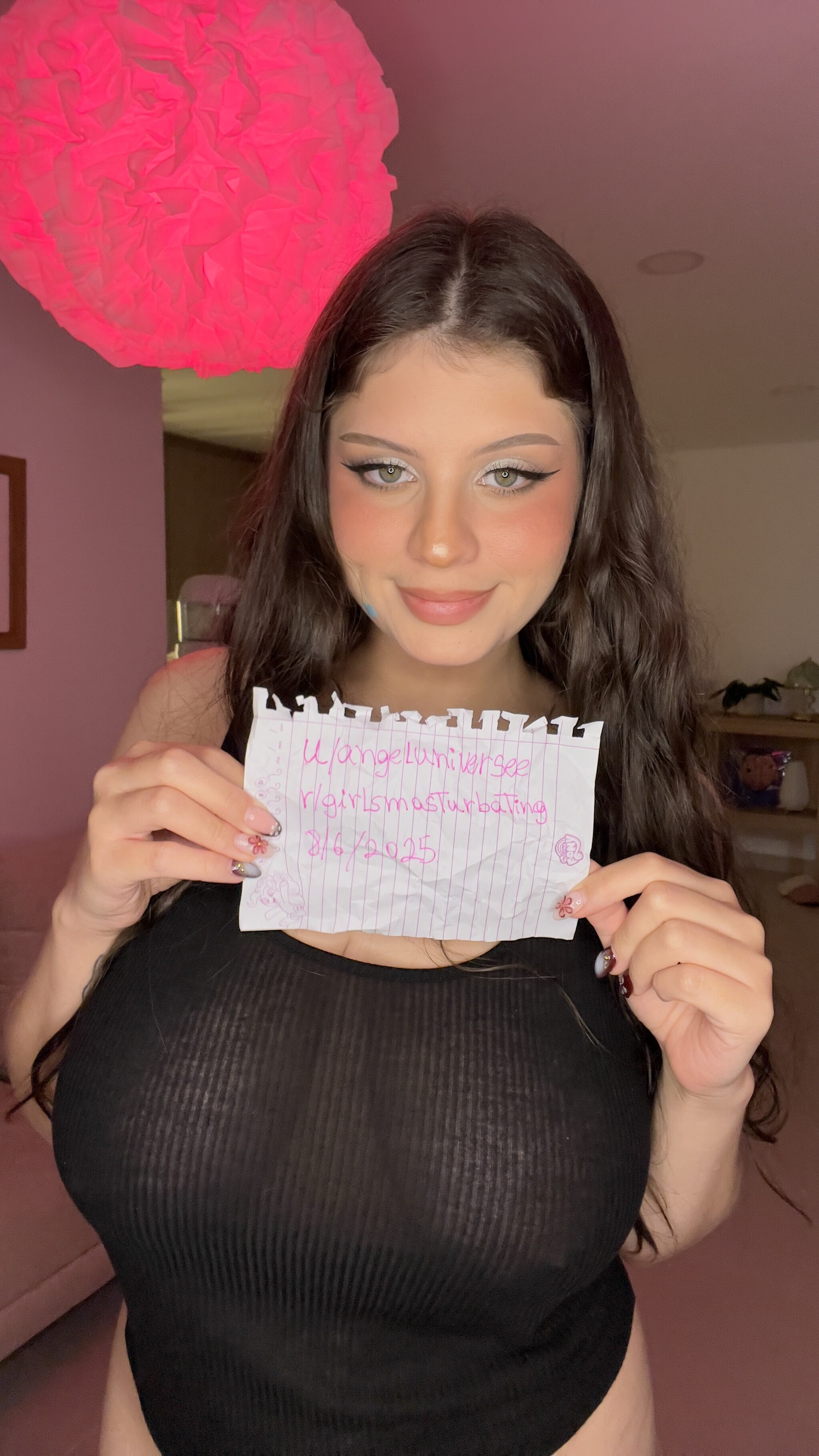 sofifirabbit - Redgifs.com (5 photos)