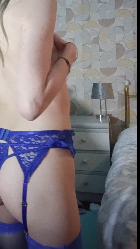 Hiya I'm lily Black from London