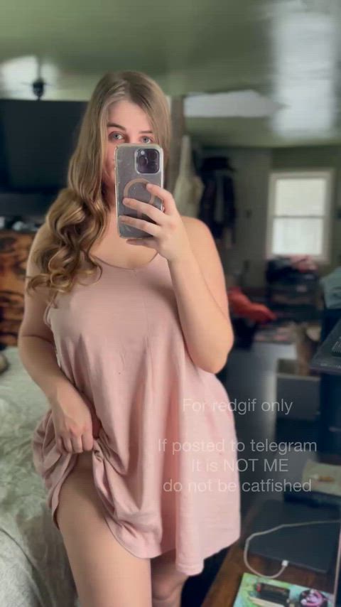 Woke up so horny I just had to touch myself 👅 Cum play with mommy 🥵 [sext][cam][fan][vid][pic][pty][fet] telegram @ LucidDahlia 🫦