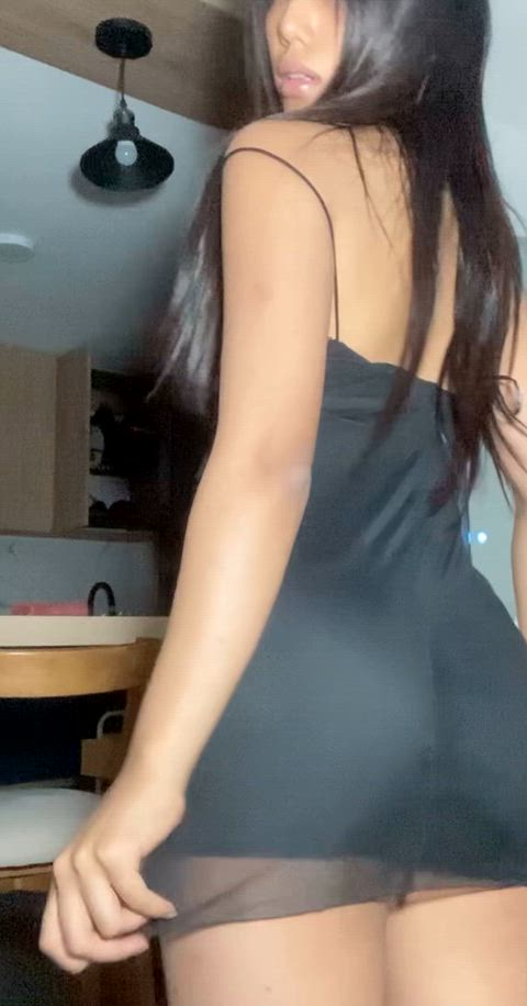 I should be studyig but I'd rather be your slut