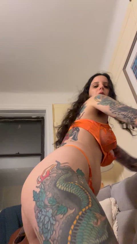 Would only be cuter w your cock inside her