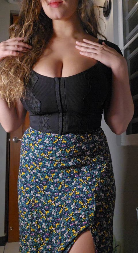Big Nipples Big Tits Boobs Bouncing Tits Huge Tits Lips Nipples Skirt Sucking Tits Titty Drop Porn GIF by lamsinka89