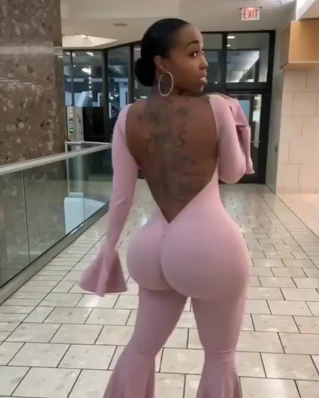 Sexy Bimbo