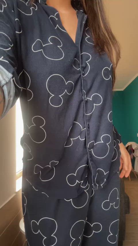 In Italian is ‘topolino’ :)