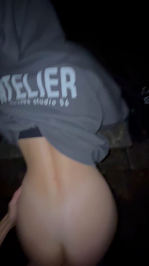 getting caught having sex in the park 😇 (part 1)