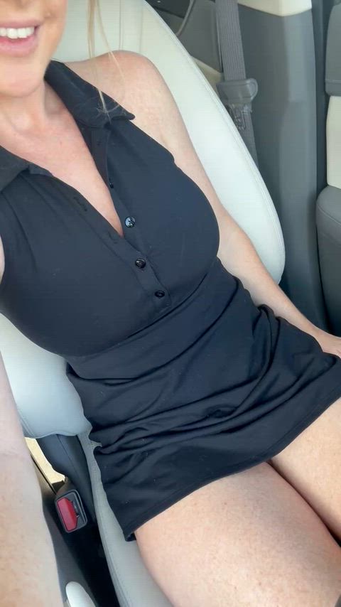 Mommy forgot her panties on purpose ;)