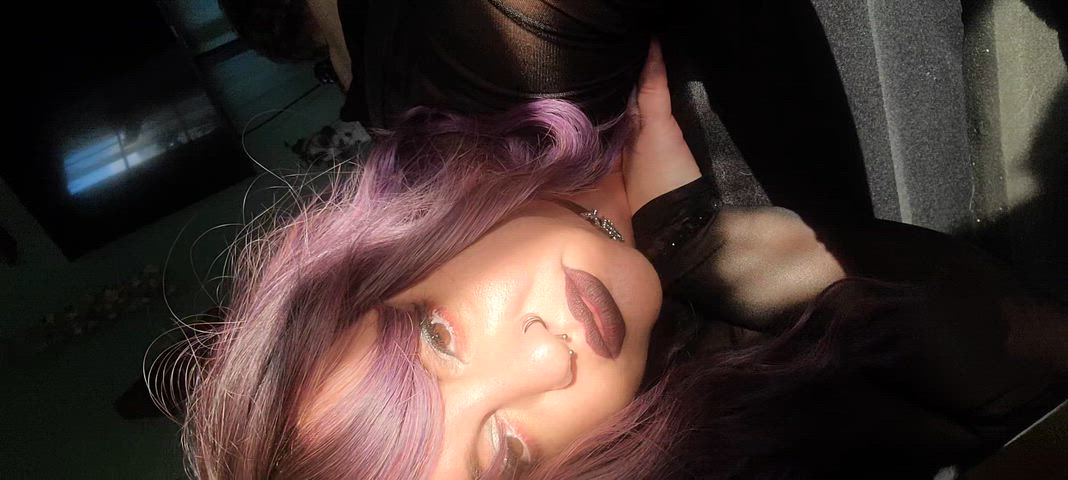 Eating goth girl pussy from behind