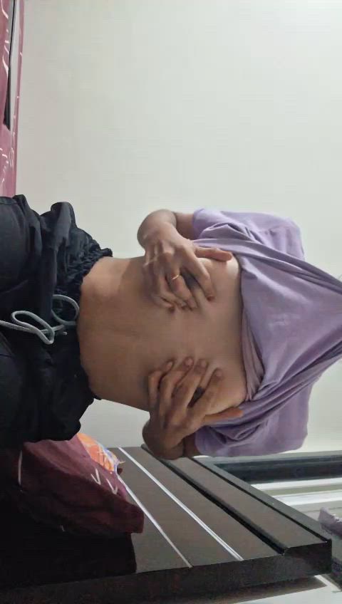 craving for more pain and slaps. 18yo desi slut ready to serve 💋